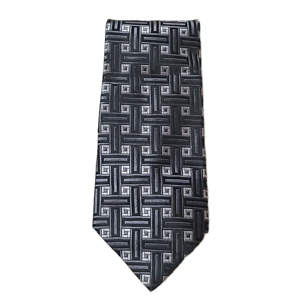 Cremieux Silk Tie Hand Made USA Black Gray Geometric Old Money Executive Career